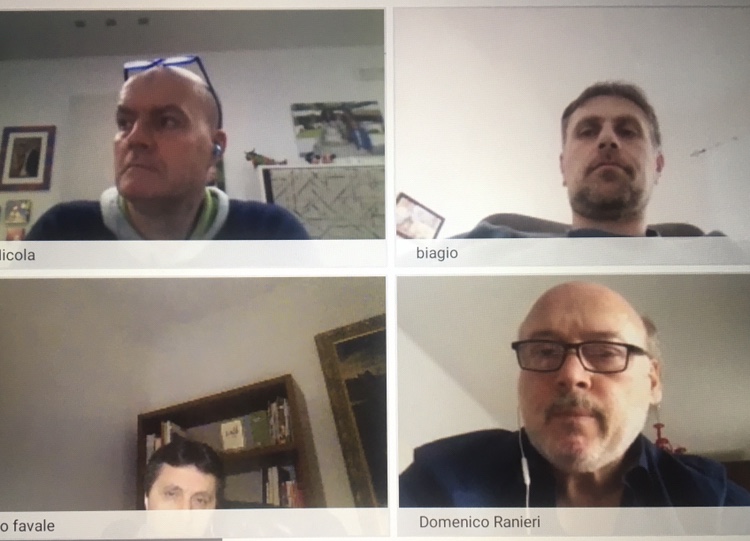 8429F19E 406E 4813 938D E52B8374B7B0